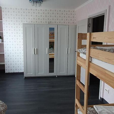 Appartement Avec Parking Gratuit Proche De Village De Marque 布尔昆 外观 照片