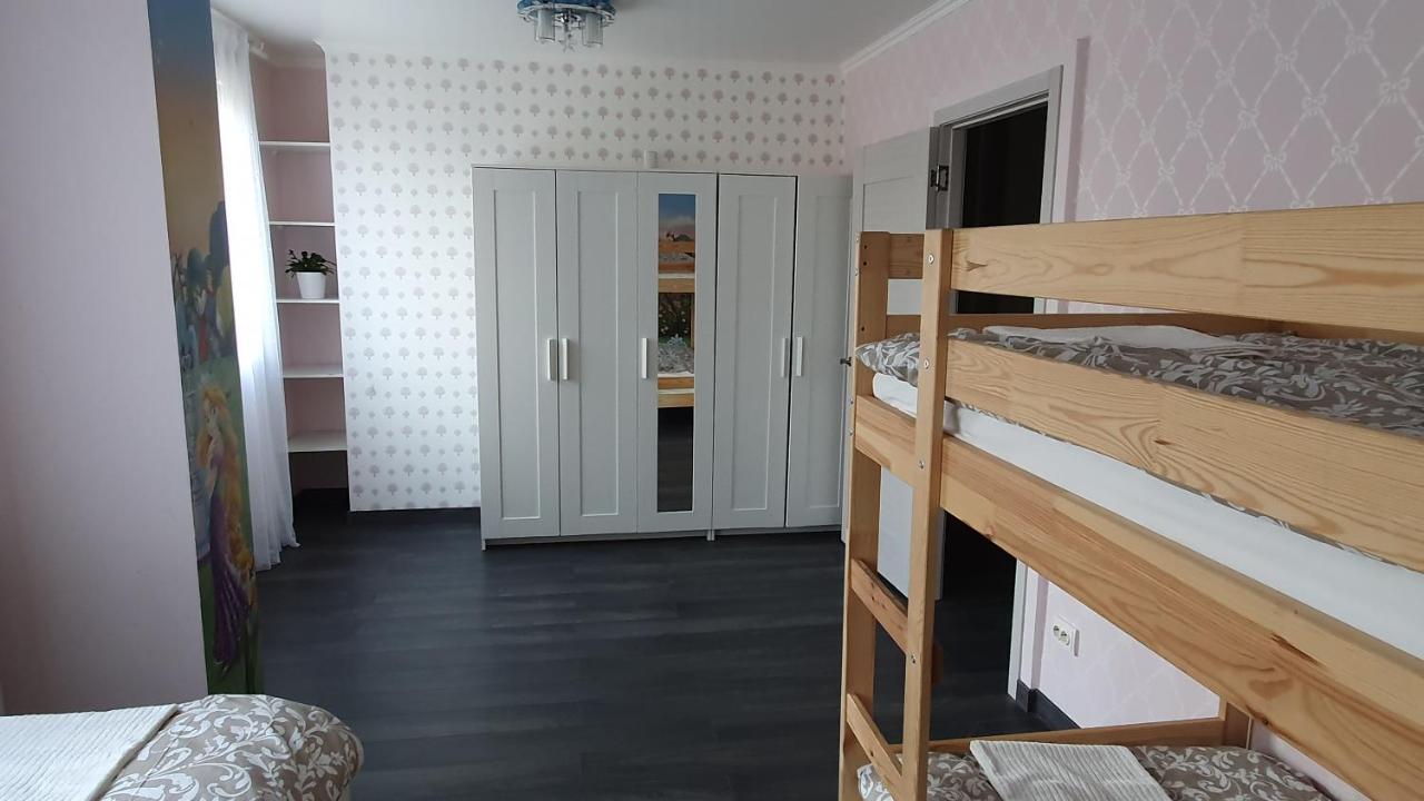 Appartement Avec Parking Gratuit Proche De Village De Marque 布尔昆 外观 照片