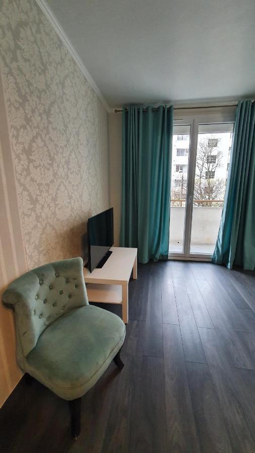 Appartement Avec Parking Gratuit Proche De Village De Marque 布尔昆 外观 照片